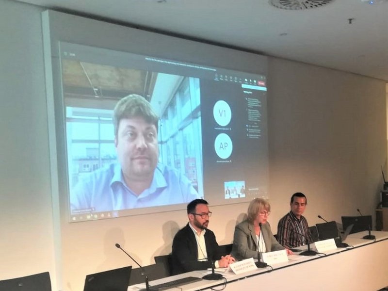 On screen Sebastian Lesch, BMZ opening the event